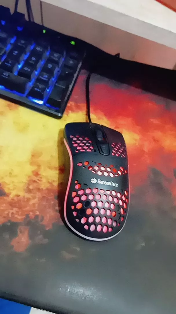 Mouse Gamer Óptico com Fio RGB 1000 DPI Ambidestro IZEBOOST PRO photo review