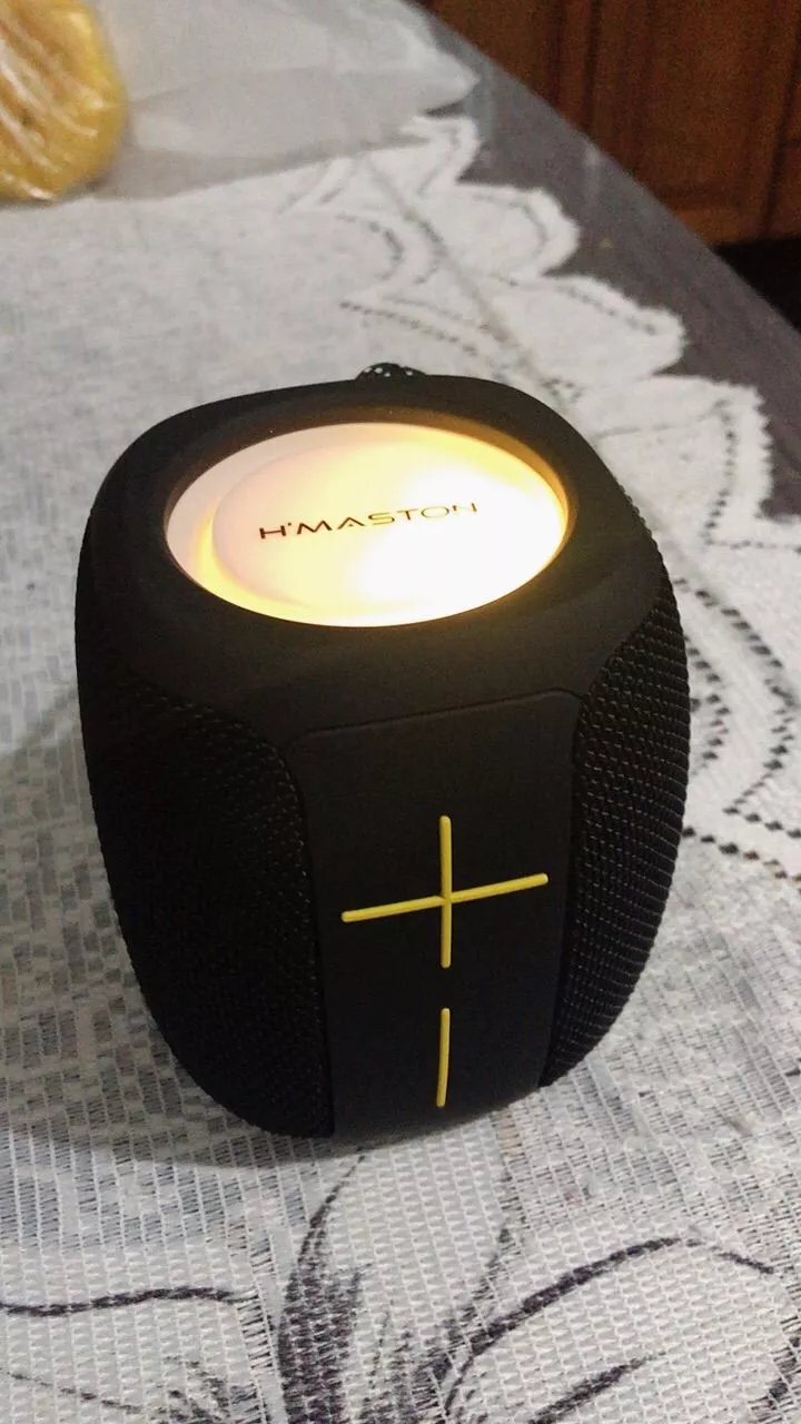Caixa de Som Bluetooth 5.0 Potente 8W, Bateria Longa, À Prova D'Água, LED RGB, Portátil - IZEBOOM PLAY photo review