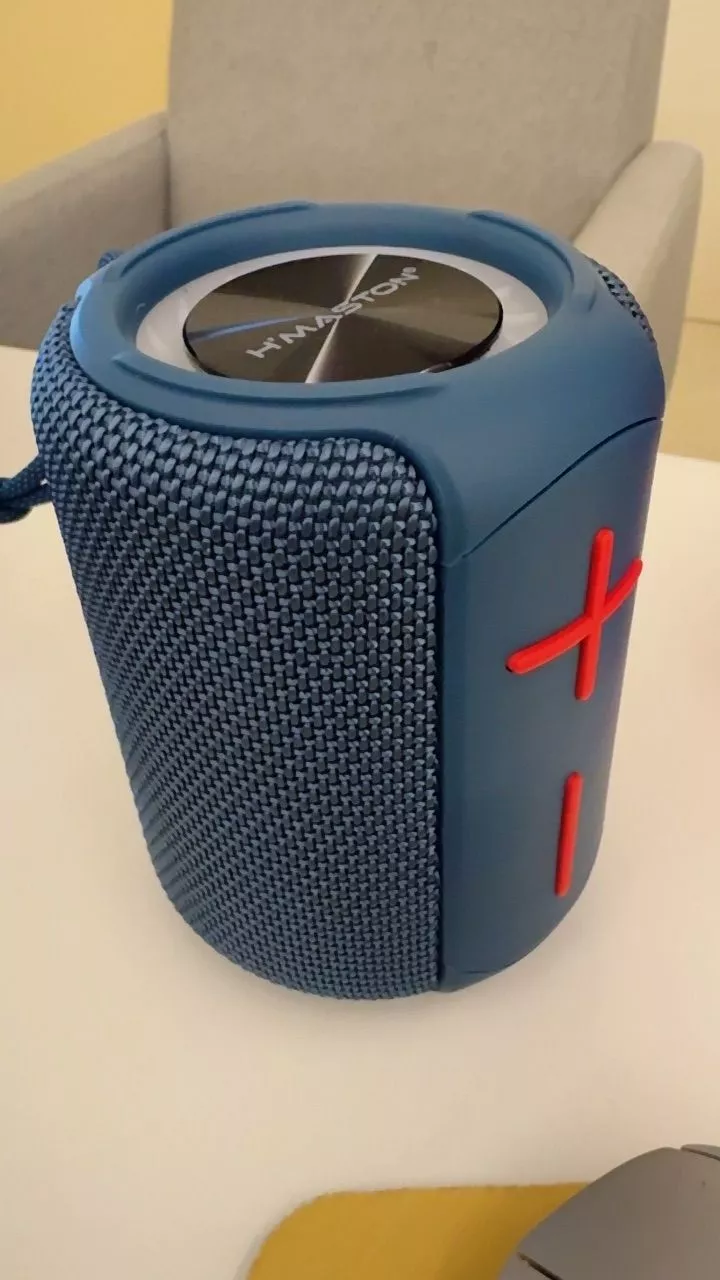 Caixa de Som Bluetooth 5.0 Potente 8W, Bateria Longa, À Prova D'Água, LED RGB, Portátil - IZEBOOM PLAY photo review