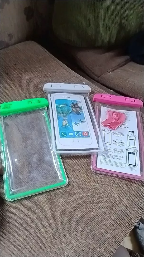 Capa Protetora Celular Impermeável Praia Piscina IZEWATER PRO photo review