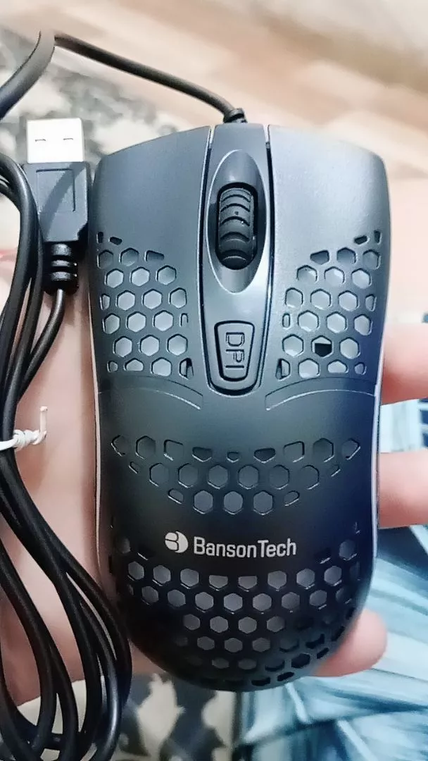 Mouse Gamer Óptico com Fio RGB 1000 DPI Ambidestro IZEBOOST PRO photo review