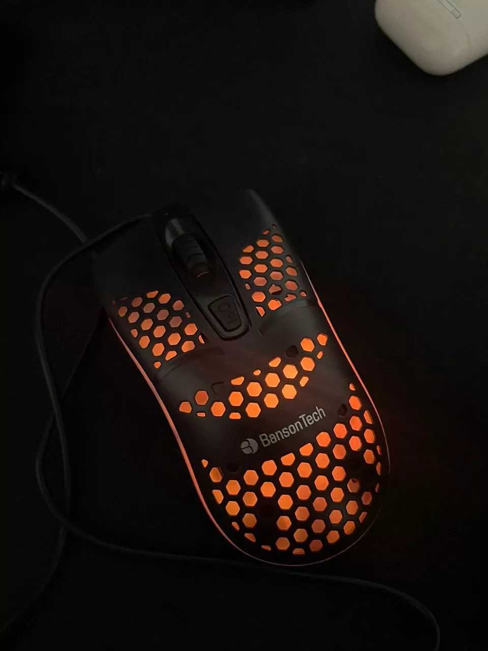 Mouse Gamer Óptico com Fio RGB 1000 DPI Ambidestro IZEBOOST PRO photo review