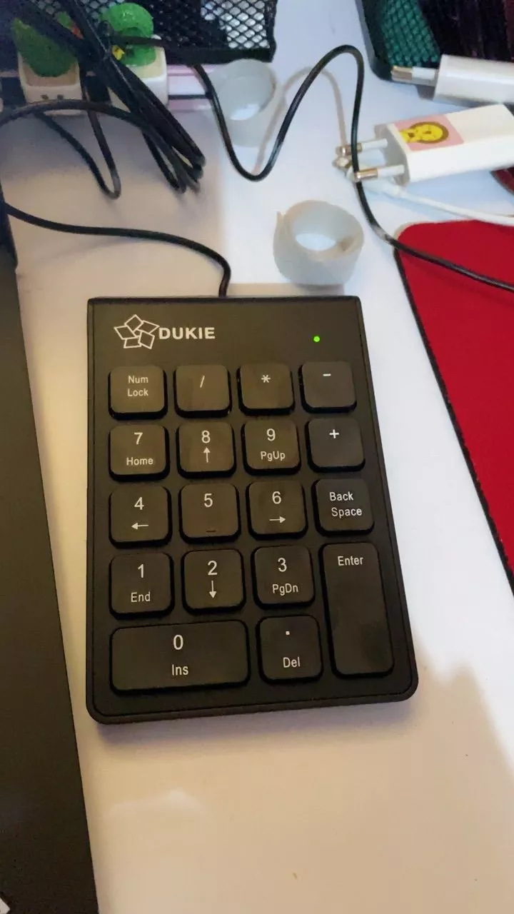 Teclado Numérico USB 18 Teclas Design Fino Compatível IZEFAST PRO photo review