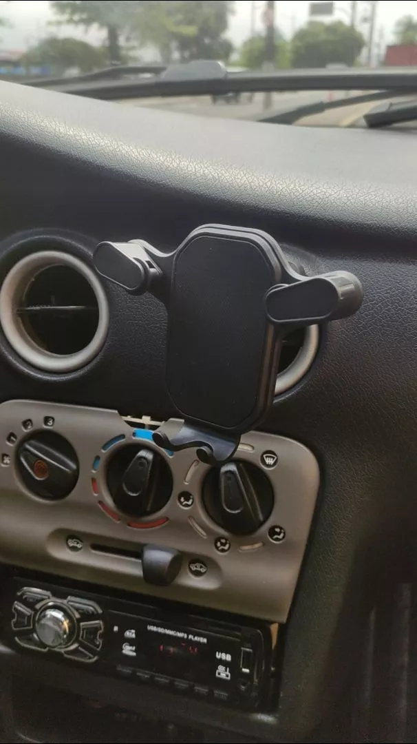 Suporte Veicular Celular 360° Giratório Universal Para Saída de Ar Preto IZEGRIP FLEX photo review