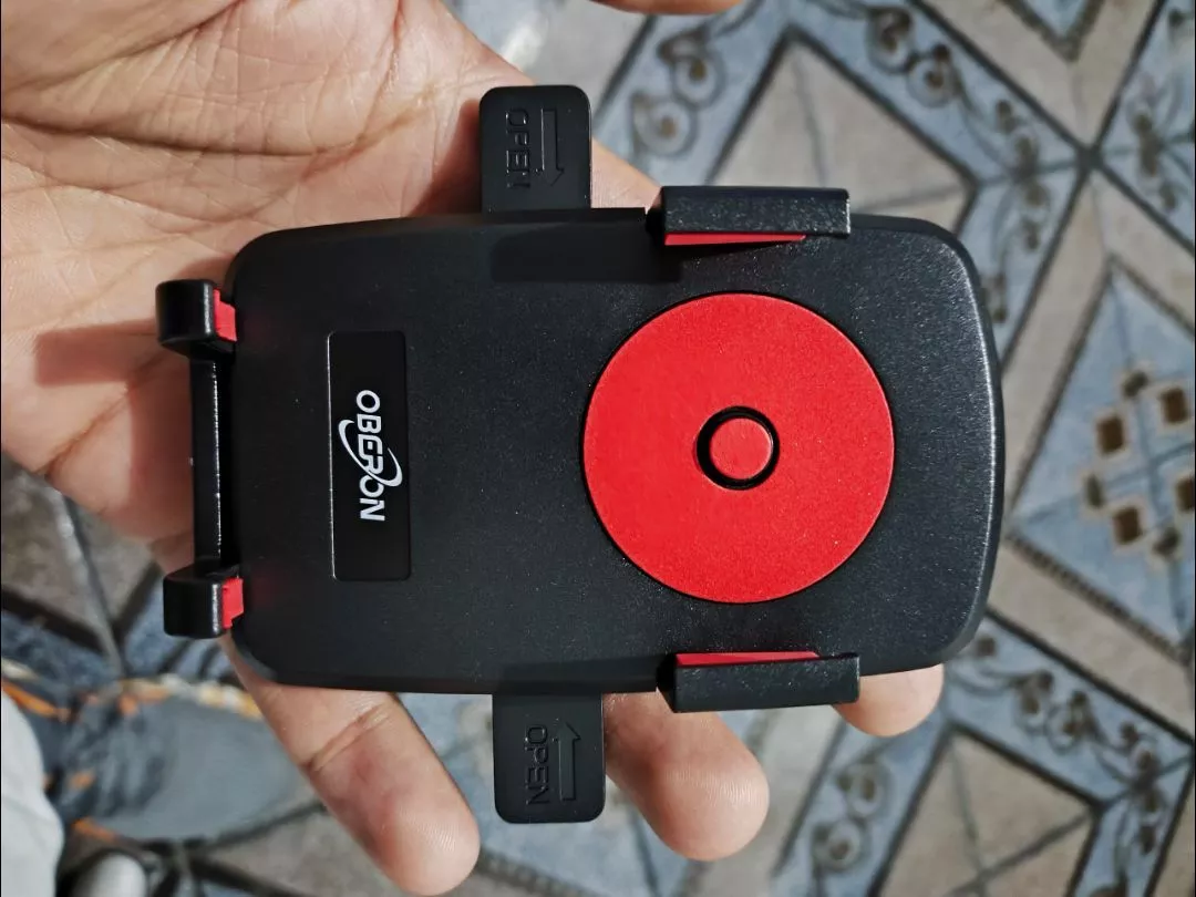 Suporte Veicular para Celular 360º Rotação Ventosa Ajustável IZEHOLD PRO photo review