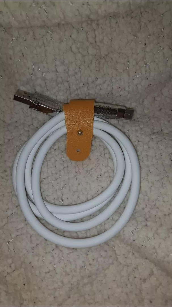 Cabo USB Tipo-C 120W Super Rápido Silicone Antidobra IZEFAST CHARGE photo review
