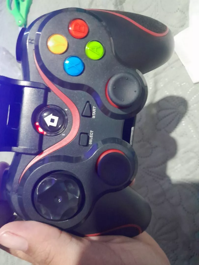 Controle Joystick Bluetooth Universal Android 2.4G Recarga Rápida IZEPLAY PRO photo review
