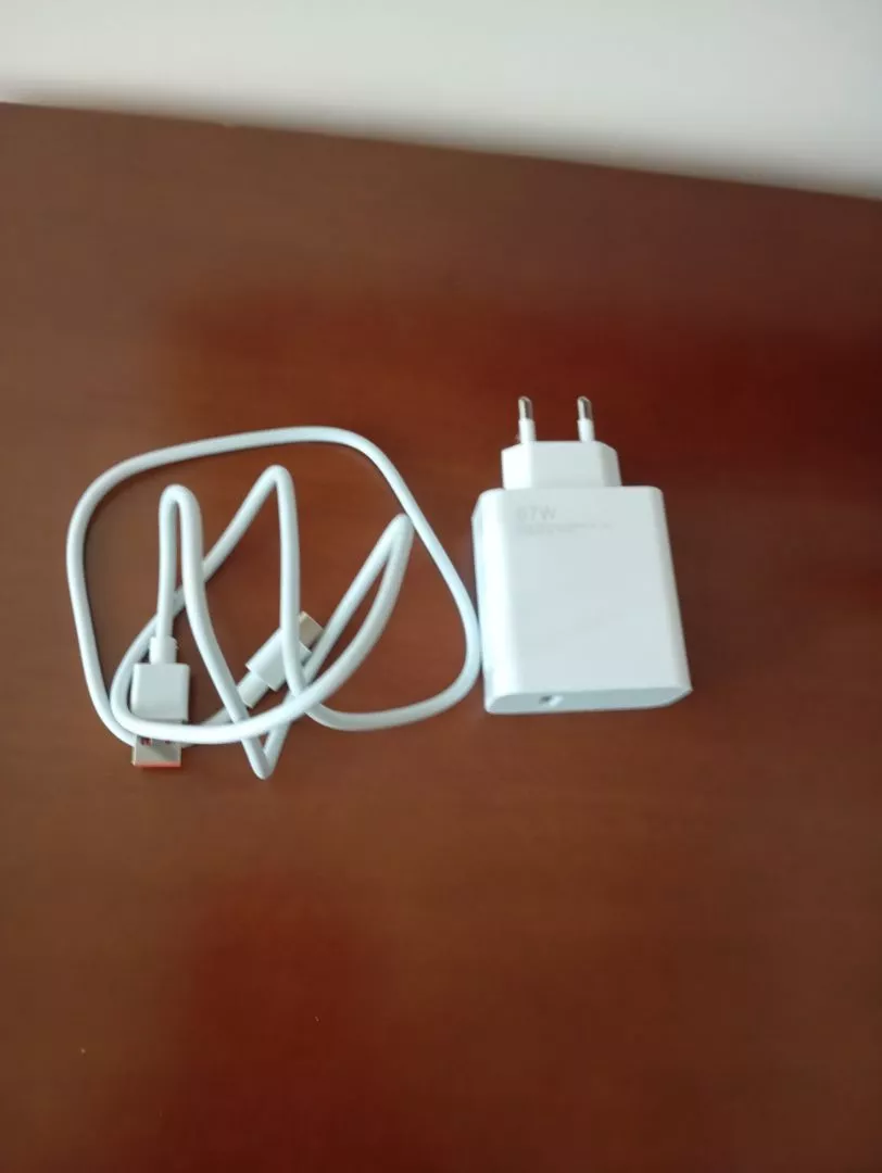 Carregador Turbo 67W Para Xiaomi USB-C Compatível Vários Modelos Proteção Avançada IZEFLASH CHARGE photo review