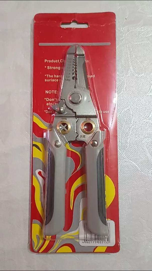 Alicate Desencapador de Fios Inox, Multifuncional, Cabo Antiderrapante IZEWIRE PRO photo review