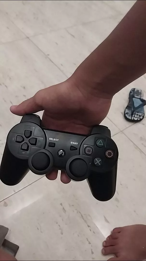 Controle Joystick Dual Shock Sem Fio Bluetooth Compatível PS3 IZEPLAY PRO photo review