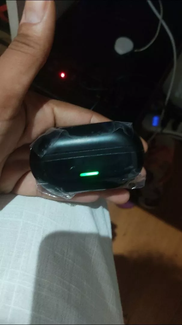 Fone de Ouvido Condução Óssea Sem Fio Bluetooth Esportivo, Leve, Compatível com Celular IZEFIT WAVE photo review