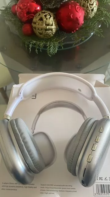 Fone de Ouvido Bluetooth Sem Fio Esportivo HiFi à Prova d'Água IZEMUSIC PRO photo review