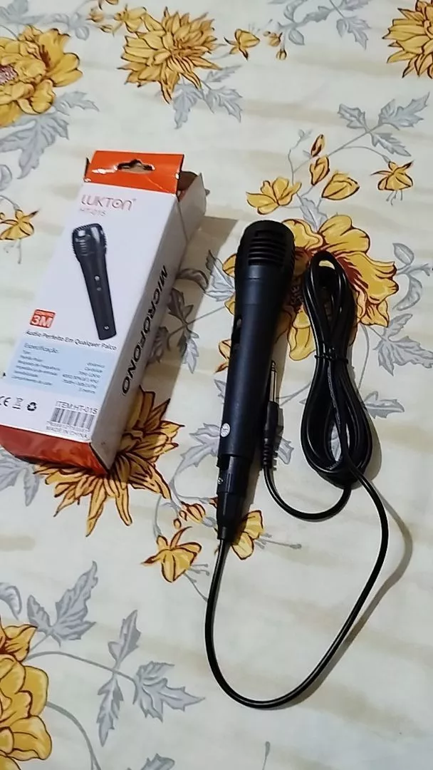 Microfone Dinâmico Profissional com Fio 3m Unidirecional IZEVOICE PRO photo review