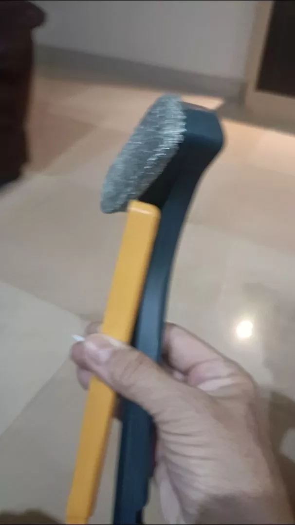 Escova Dupla Face para Telas de Janela, Vidros e Espelhos, Alça Removível, Limpeza Úmida e Seca IZEGLASS MASTER photo review