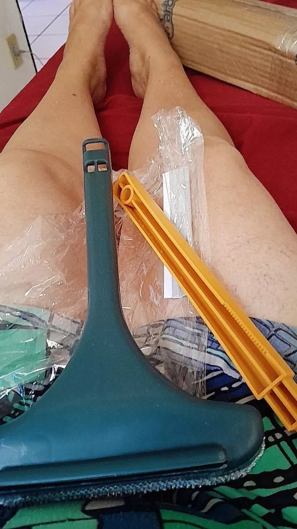 Escova Dupla Face para Telas de Janela, Vidros e Espelhos, Alça Removível, Limpeza Úmida e Seca IZEGLASS MASTER photo review