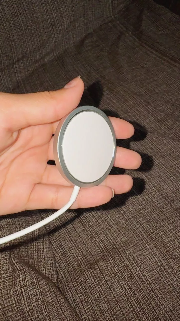 Carregador Sem Fio Magnético MagSafe 15W Compatível iPhone e AirPods IZEFAST CHARGE photo review