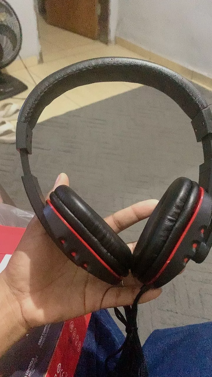 Headset Gamer com Microfone LB-FN606, Som Imersivo, P2 3.5mm, Compatível PC PS4, IZESOUND PRO photo review