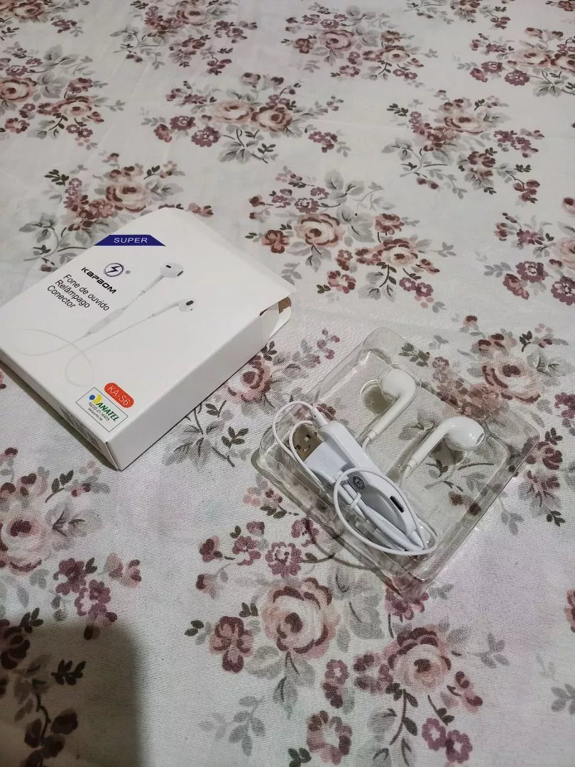 Fone de Ouvido Bluetooth 5.0 Esportivo Intra-Auricular Alta Performance IZEBOOST FIT photo review