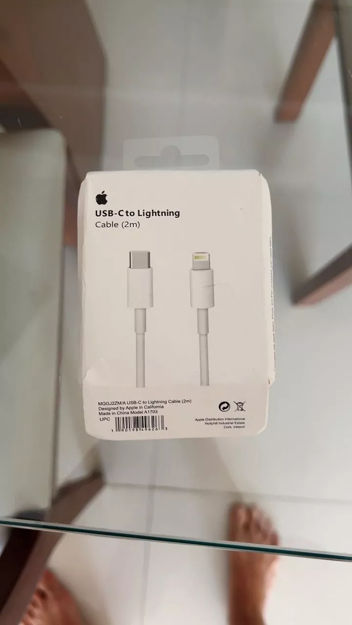 Cabo Apple USB-C para Lightning 20W Recarga Rápida Sincronização 2 Metros IZEFAST CHARGE photo review