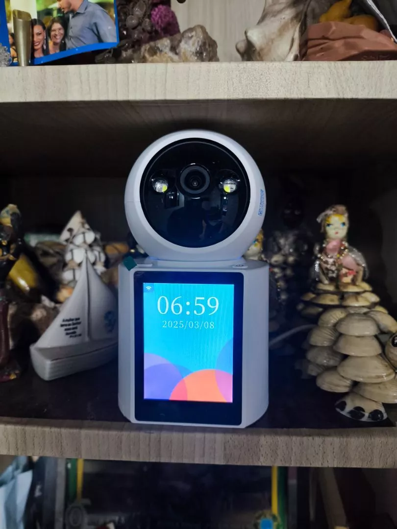 Câmera de Segurança WiFi 1080P Visão Noturna Colorida Detecção de Movimento IZEWATCH PRO photo review
