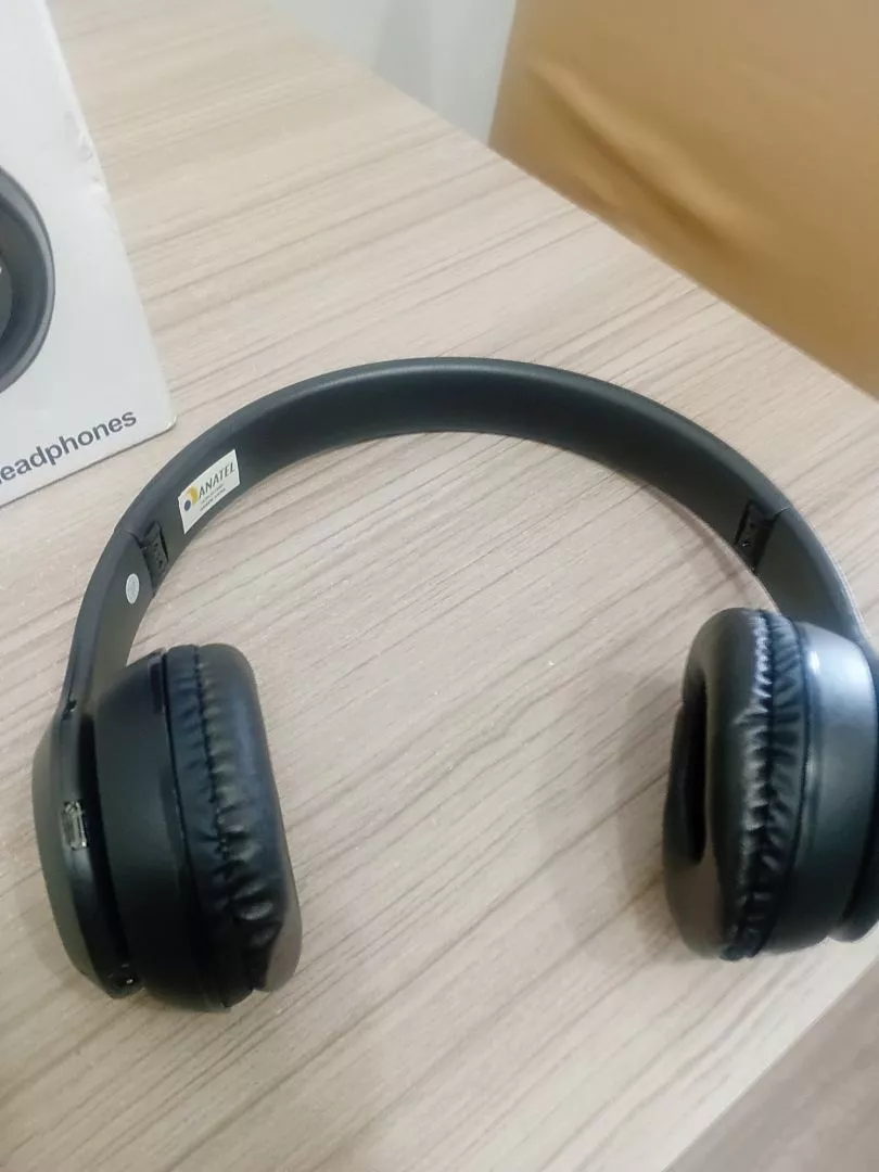 Fone de Ouvido Sem Fio Bluetooth 5.0 Redução de Ruído Comfort IZEWAVE PRO photo review
