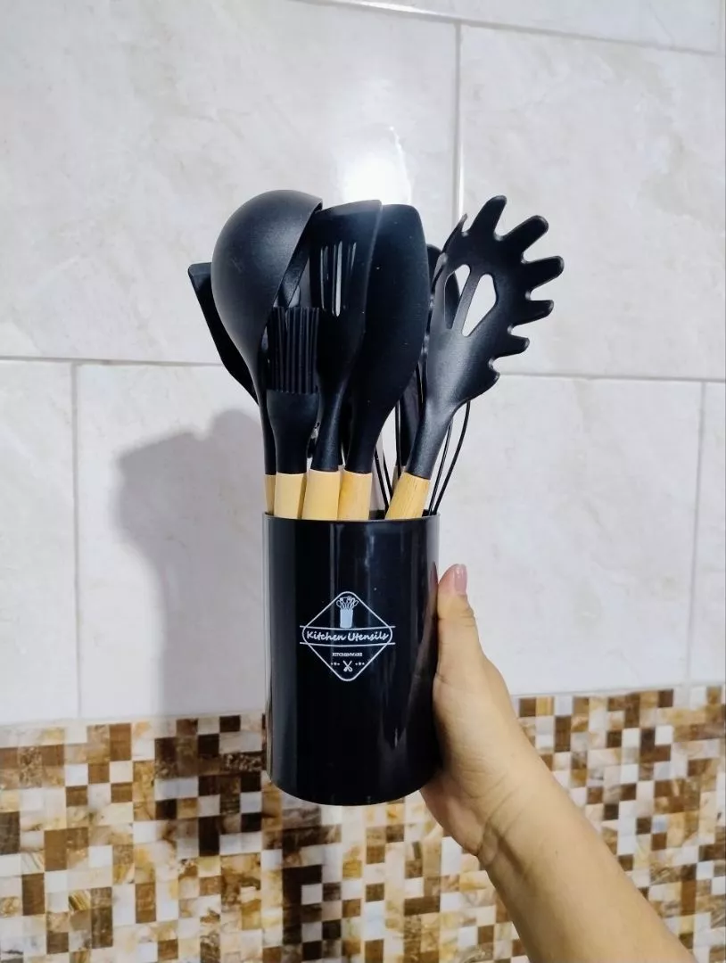 Kit Utensílios de Cozinha Silicone 12 Peças Cabo Madeira Suporta 230°C IZECOOK MASTER photo review