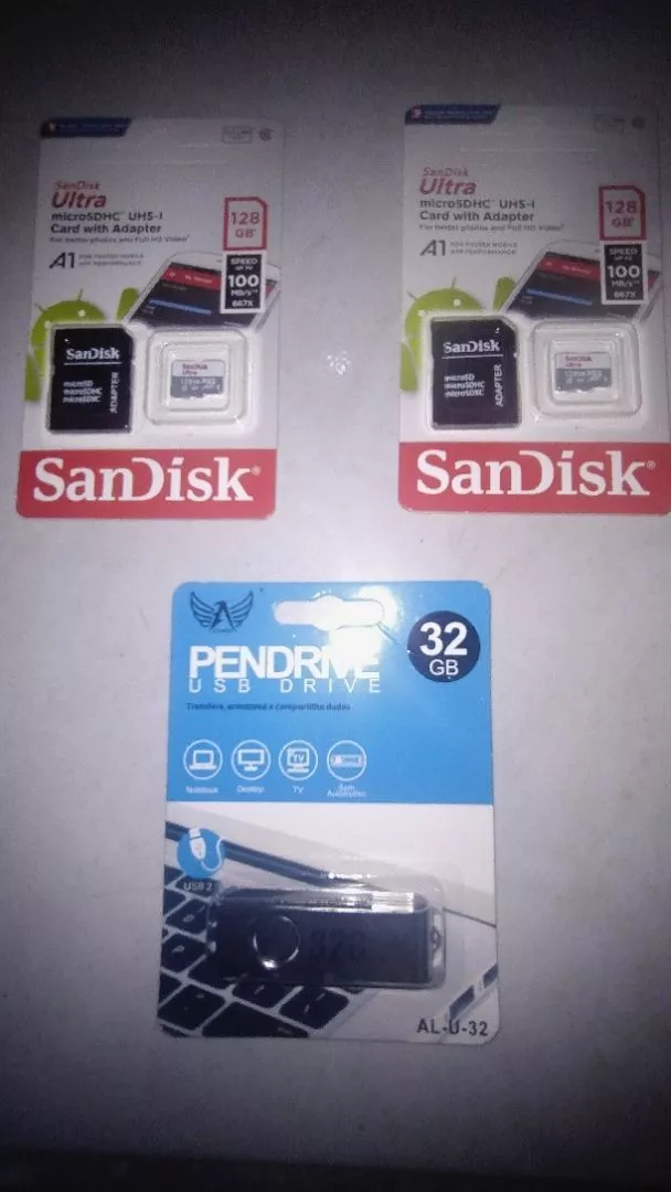 Pendrive USB 2.0 Portátil 8GB 16GB 32GB Transferência Rápida IZEFLASH LINK photo review