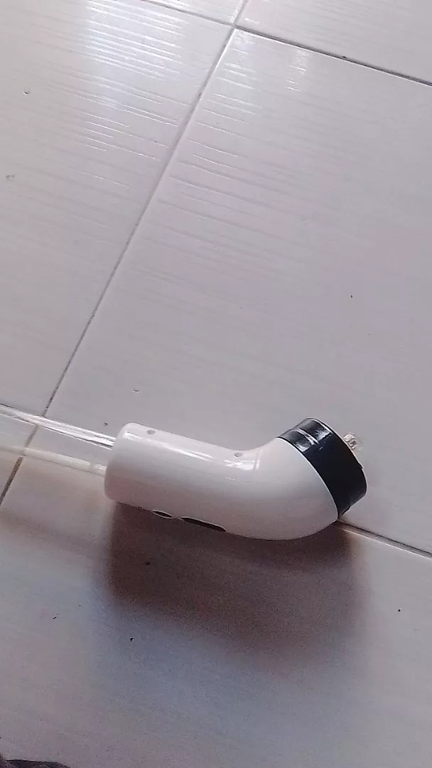 Escova de Limpeza Elétrica Rotativa 9 em 1 com Dispenser de Sabão, Sem Fio, Recarregável, Multiuso IZEPOWER CLEAN photo review