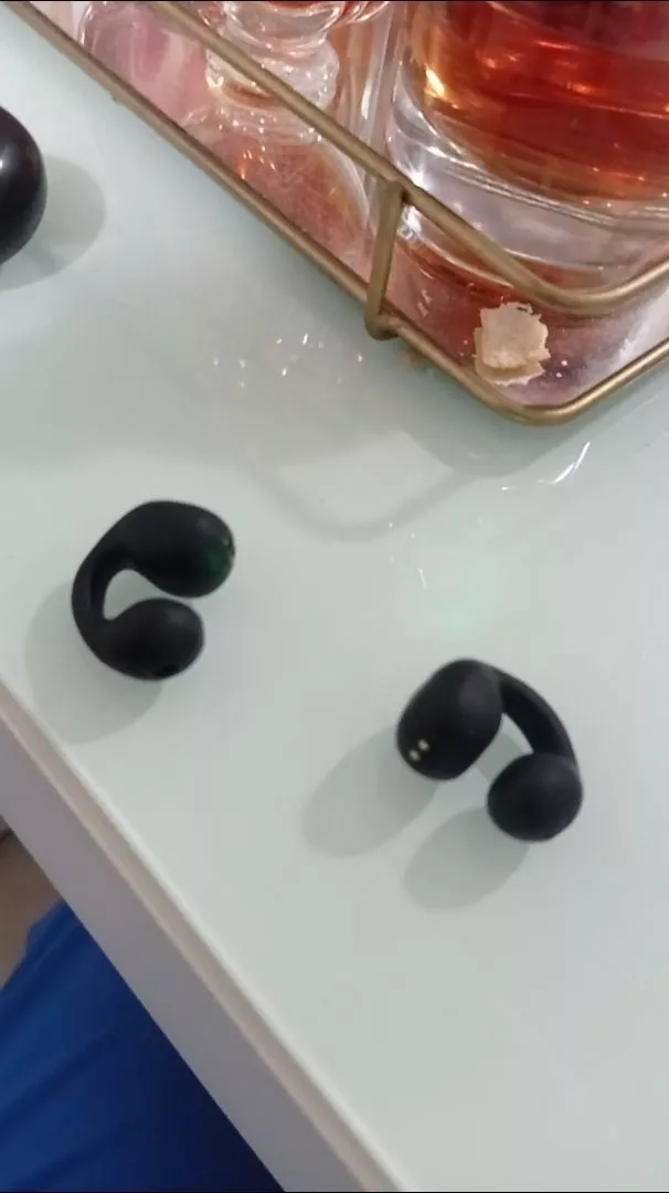 Fone de Ouvido Condução Óssea Sem Fio Bluetooth Esportivo, Leve, Compatível com Celular IZEFIT WAVE photo review