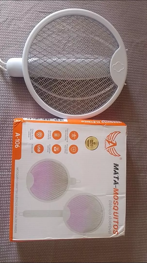 Raquete Elétrica Mata Mosquito USB Recarregável Luz UV Portátil IZESAFE LIGHT photo review