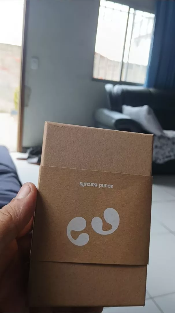 Fone de Ouvido Condução Óssea Sem Fio Bluetooth Esportivo, Leve, Compatível com Celular IZEFIT WAVE photo review