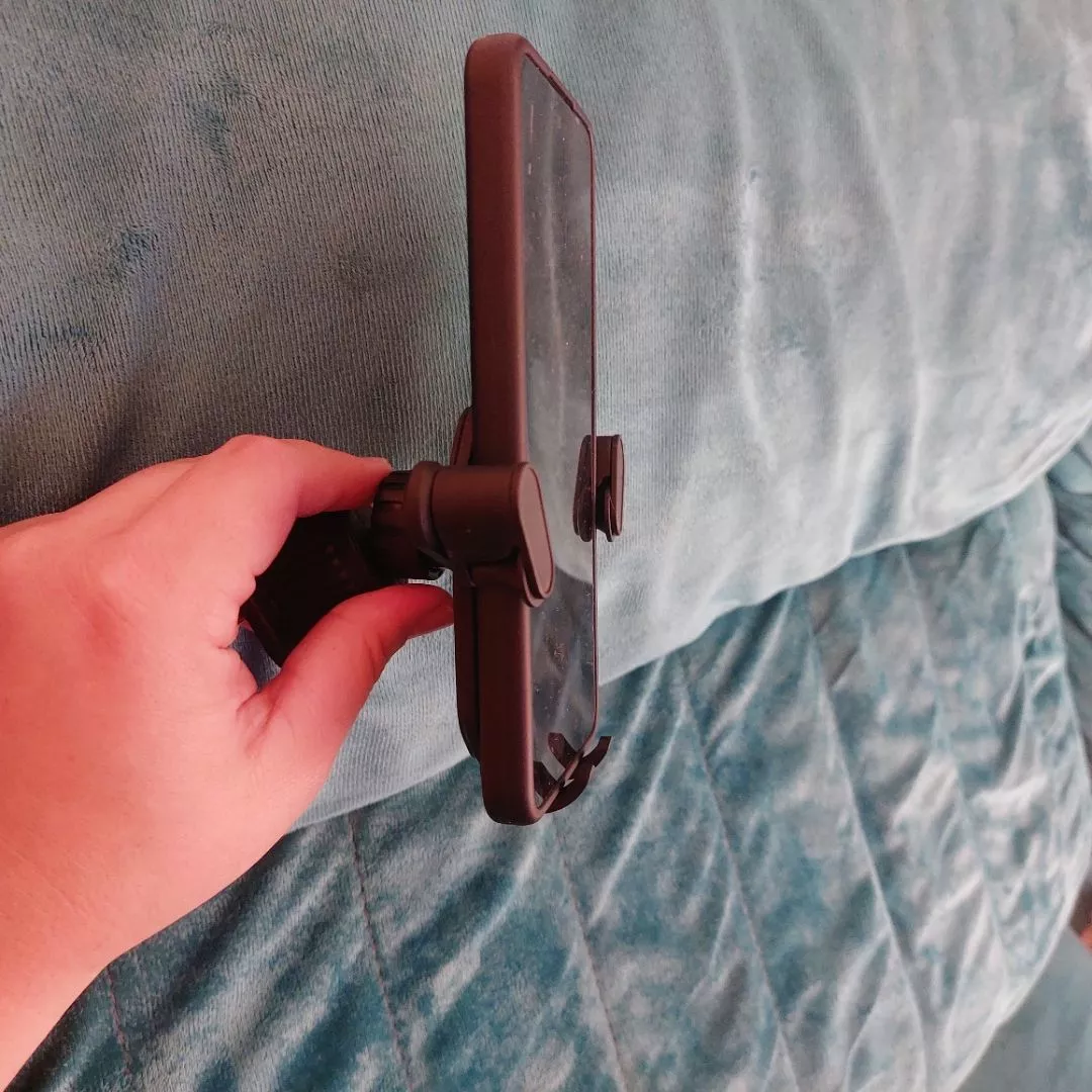 Suporte Veicular Celular 360° Giratório Universal Para Saída de Ar Preto IZEGRIP FLEX photo review