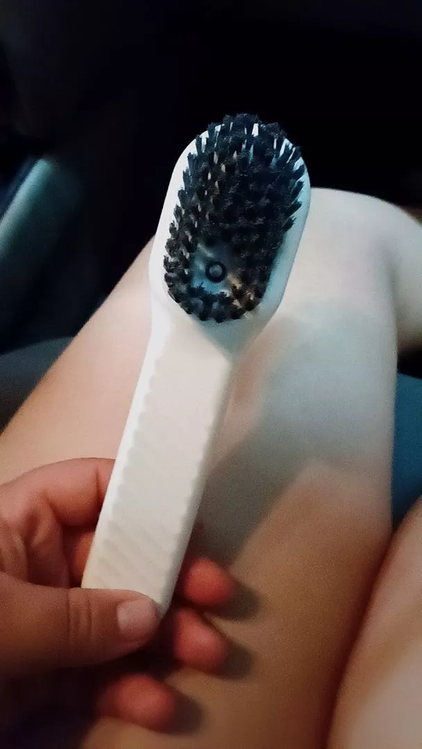 Escova Multiuso para Limpeza com Dispenser de Sabão 150ml Plástico Macio IZE SCRUBSMART photo review