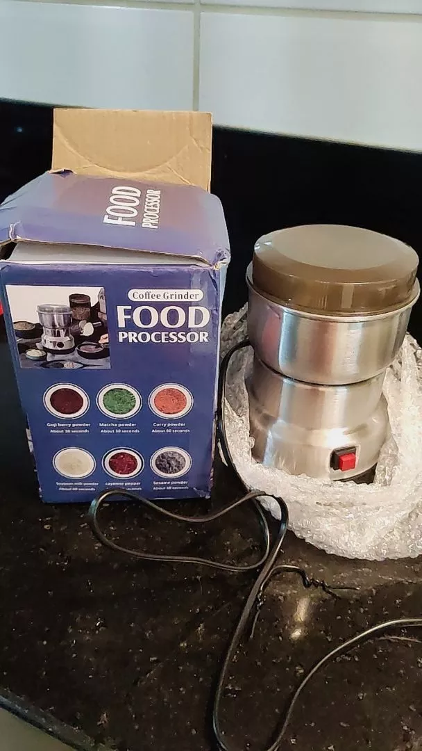 Moedor de Grãos e Café Elétrico 4 Lâminas Inox 300ml Alta Velocidade IZEGRIND PRO photo review