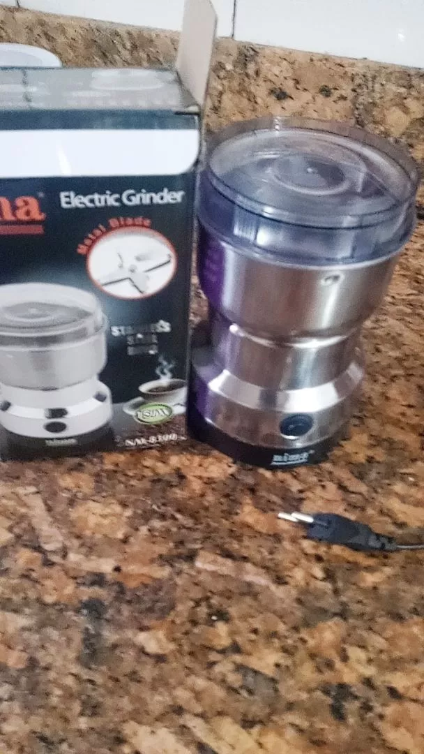 Moedor de Café Elétrico Portátil Inox 150W 24000rpm IZEGRIND PRO photo review