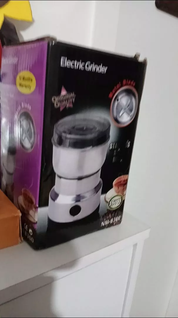 Moedor de Grãos e Café Elétrico 4 Lâminas Inox 300ml Alta Velocidade IZEGRIND PRO photo review