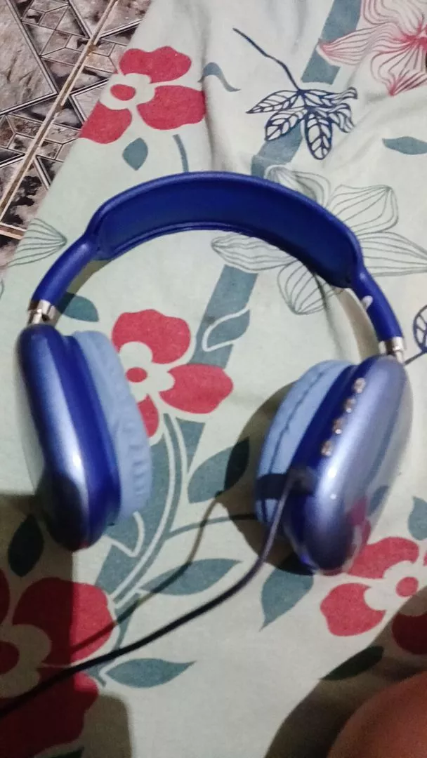 Fone de Ouvido Bluetooth Over Ear à Prova D'Água com Microfone IZEPLAY PRO photo review