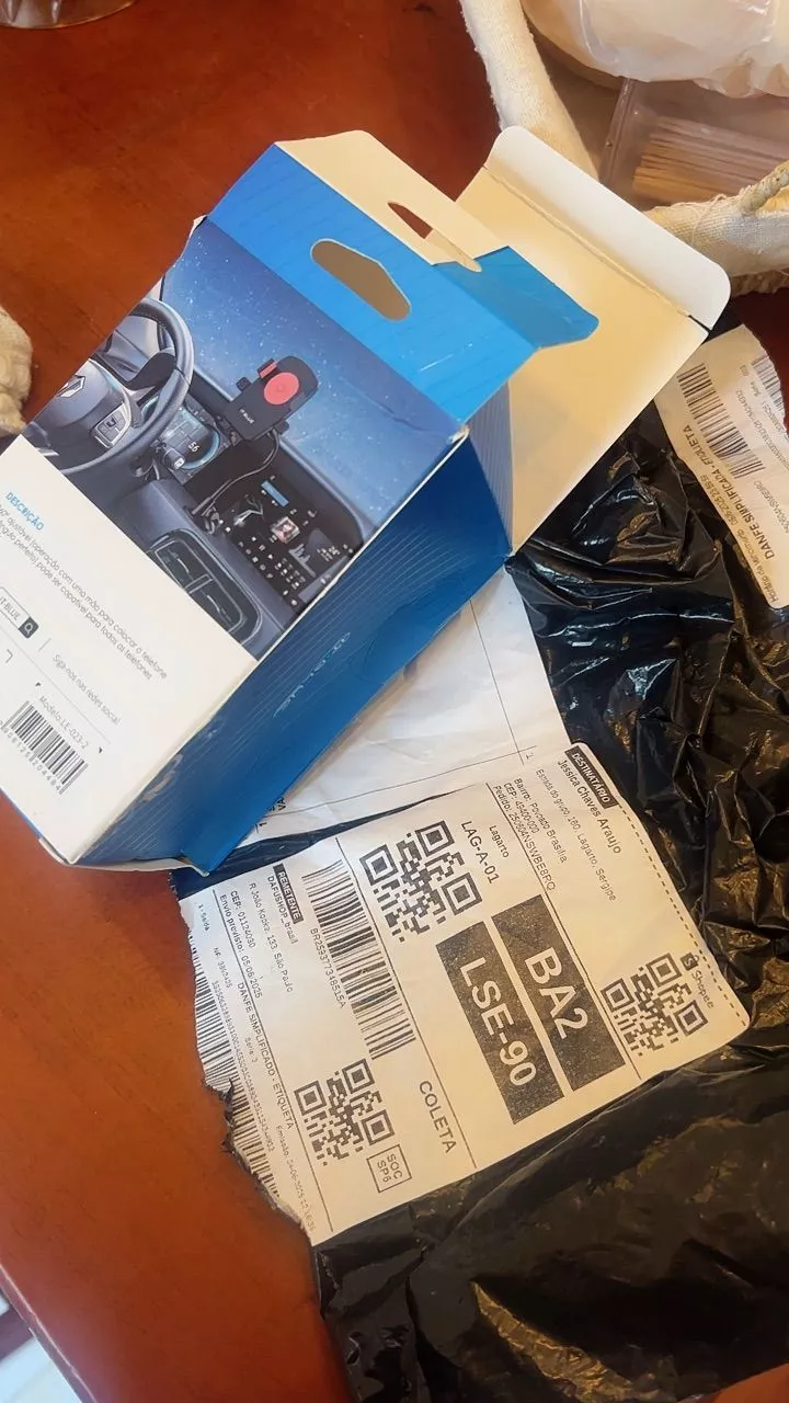 Suporte Veicular para Celular 360º Rotação Ventosa Ajustável IZEHOLD PRO photo review