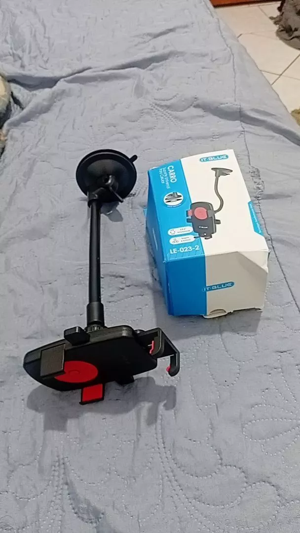 Suporte Veicular para Celular 360º Rotação Ventosa Ajustável IZEHOLD PRO photo review