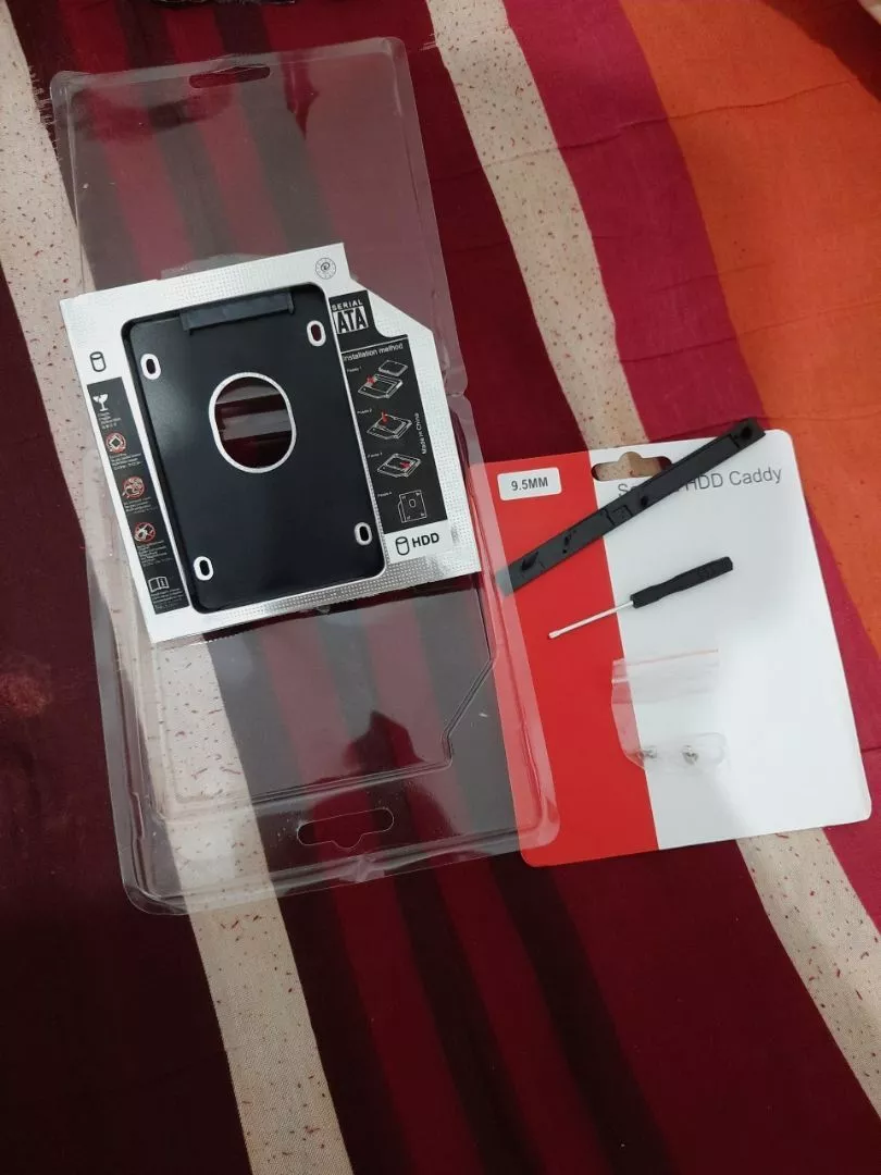 Adaptador Caddy Universal 2.5 HD SSD Sata para Notebook 9.5mm 12.7mm IZEBOOST STORAGE photo review