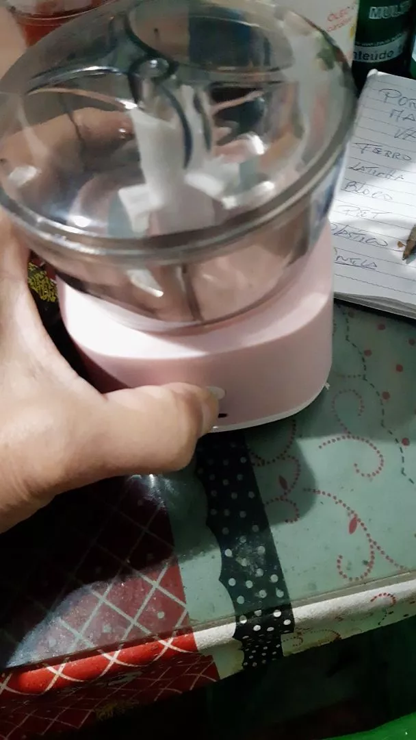 Mini Processador de Alimentos Elétrico Sem Fio 350ml Lâmina Inox USB Portátil IZEFAST CUT photo review