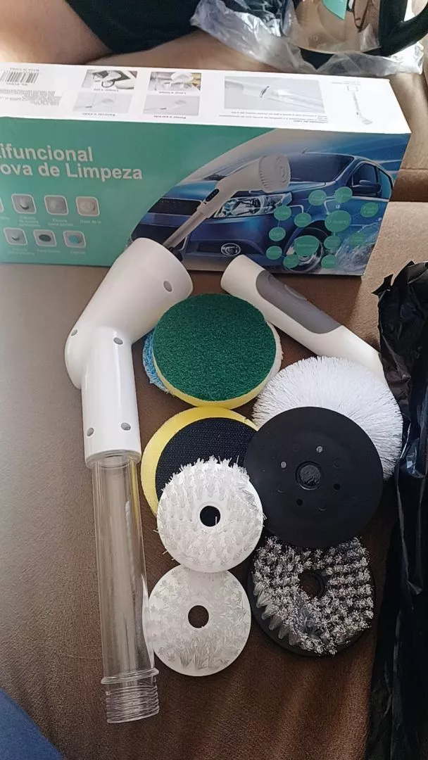 Escova de Limpeza Elétrica Rotativa 9 em 1 com Dispenser de Sabão, Sem Fio, Recarregável, Multiuso IZEPOWER CLEAN photo review