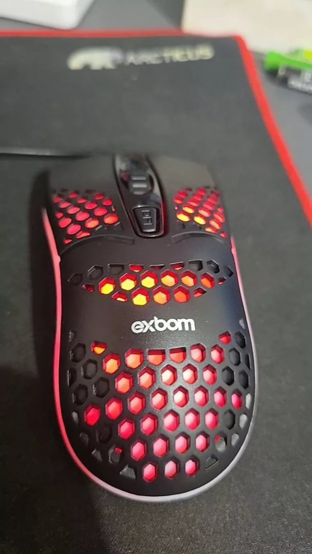 Mouse Gamer Óptico com Fio RGB 1000 DPI Ambidestro IZEBOOST PRO photo review
