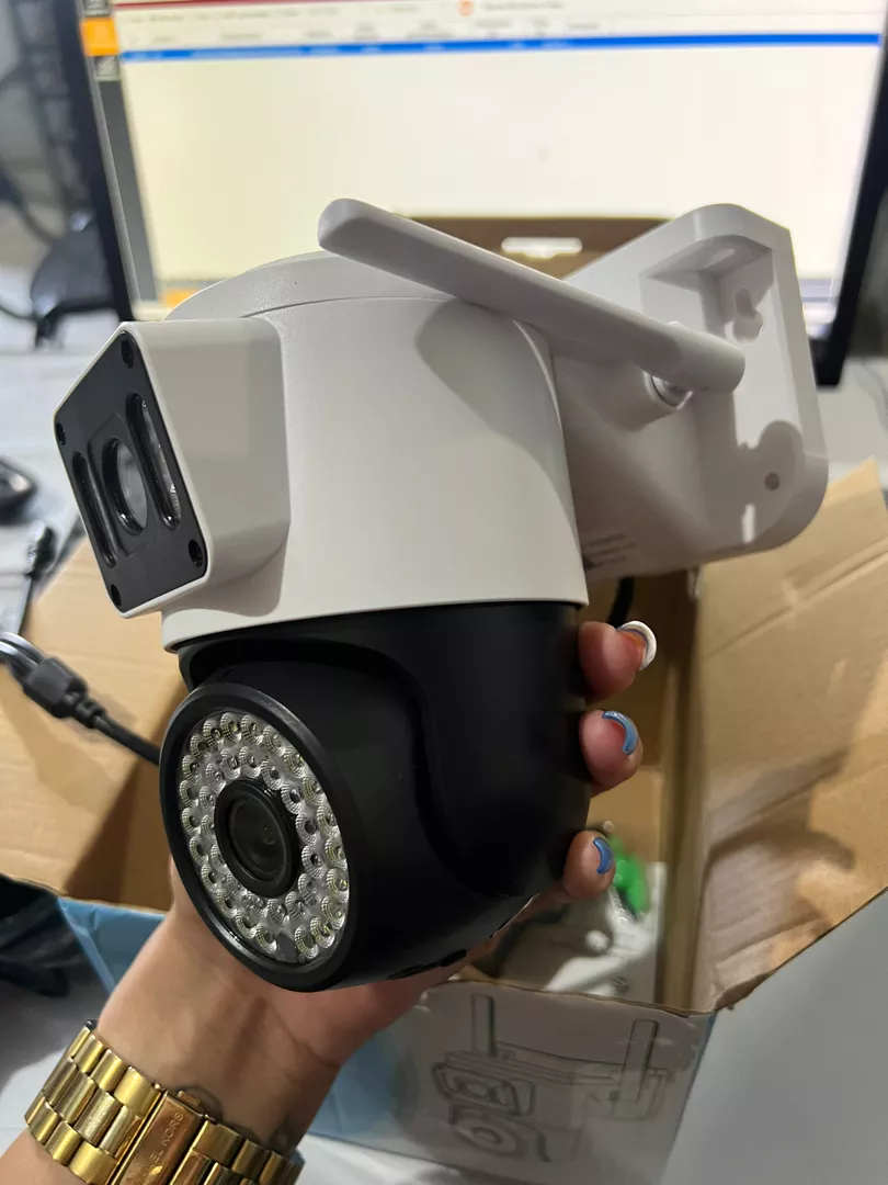 Câmera Dome IP Wireless PTZ Dupla Lente Detecção Humana IA Visão Noturna IZESECURE GUARD photo review