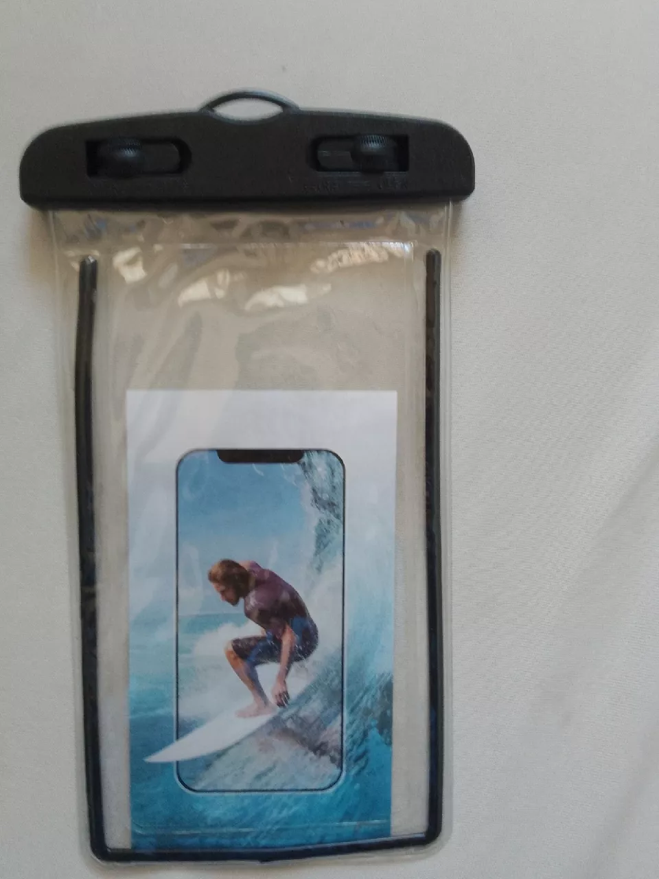 Capa Celular Universal à Prova D'Água com Cordão e PVC Resistente IZEWATER PROTECT photo review