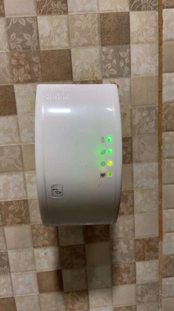 Repetidor WiFi 600Mbps Sinal Forte 2.4GHz Instalação Fácil IZECONNECT PRO photo review