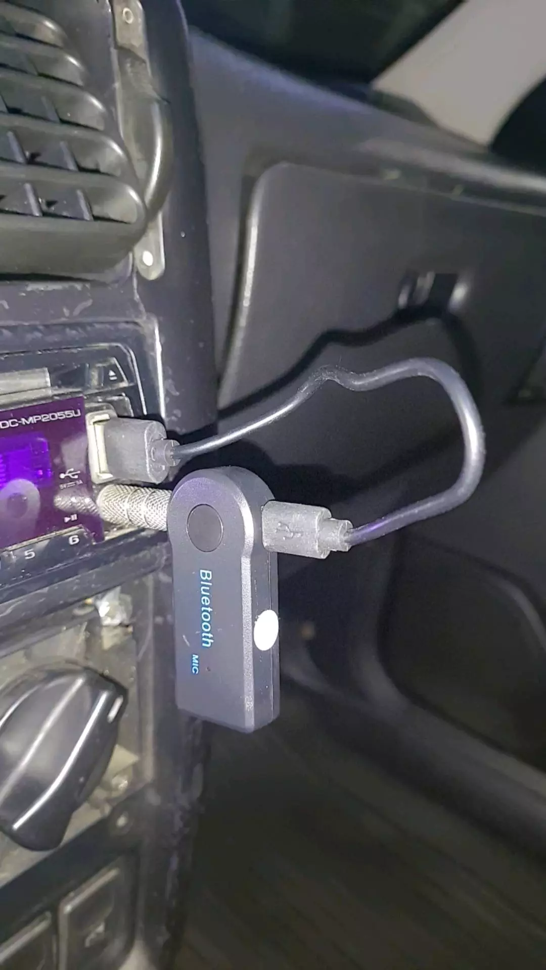 Receptor Bluetooth P2 3.5mm Som Carro Sem Fio Microfone IZEPLAY MAX photo review