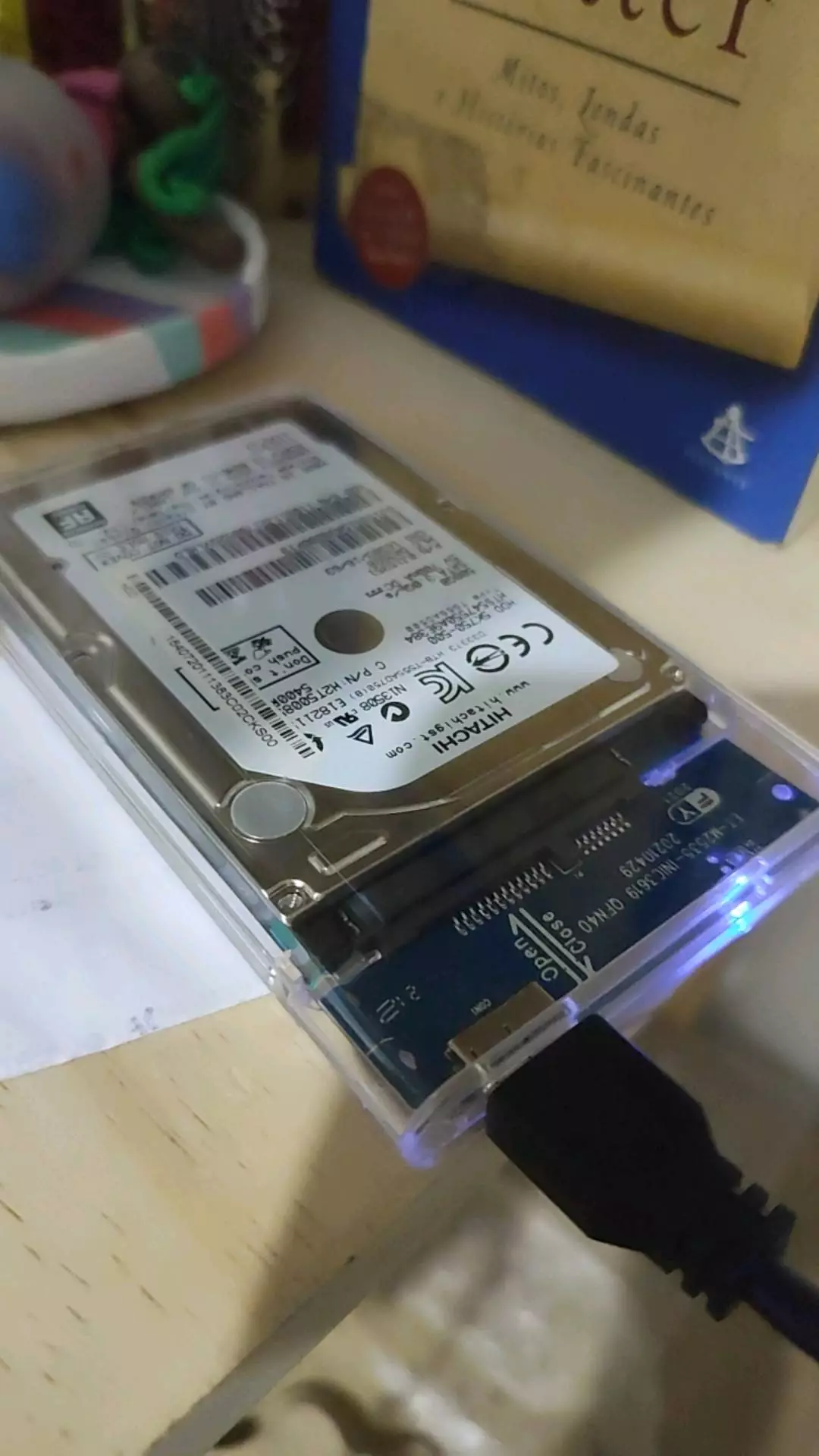Case HD Externo 2.5" Transparente USB 3.0 SATA 6Gbps Plug & Play IZEBOX SPEED photo review