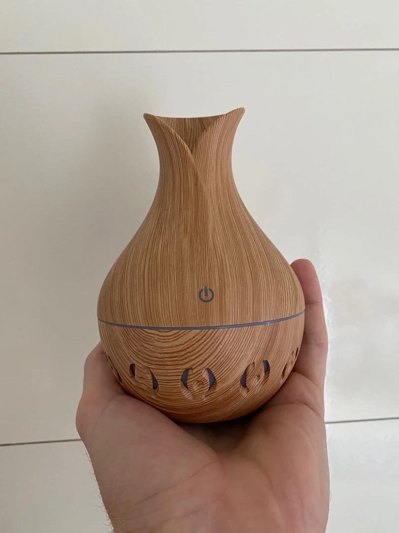 Umidificador Aromatizador Silencioso Madeira LED Recarregável IZEWOOD AIR photo review
