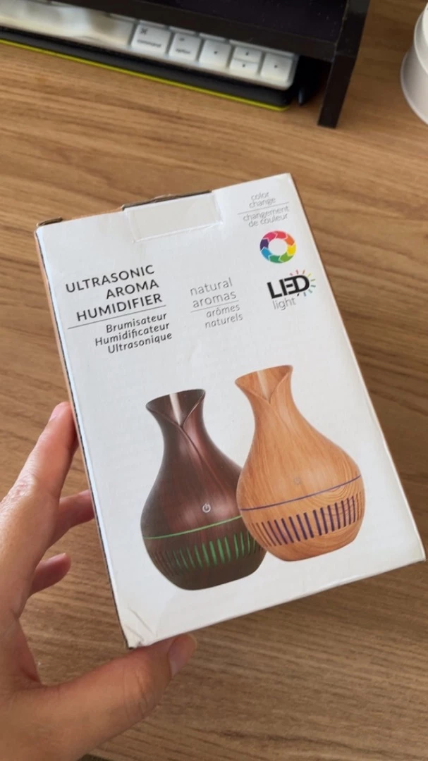Umidificador Aromatizador Silencioso Madeira LED Recarregável IZEWOOD AIR photo review